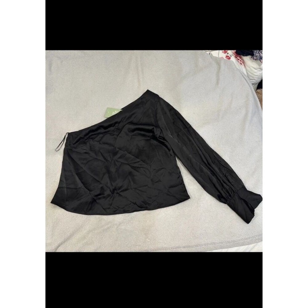NWT H&M one shoulder, Sz L, black